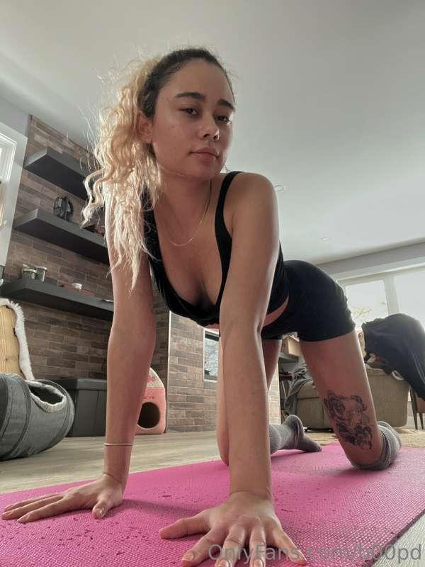 i just did like 30 minutes of yoga but i still don’t feel st..