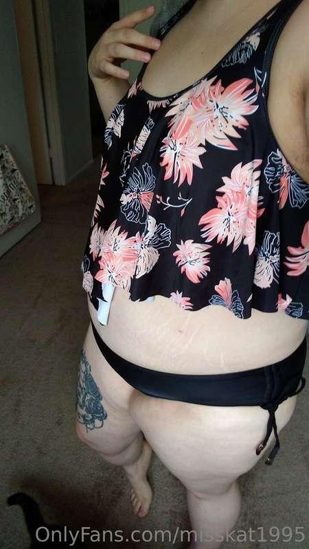 Swim suit season is right around the corner! Who's ready??