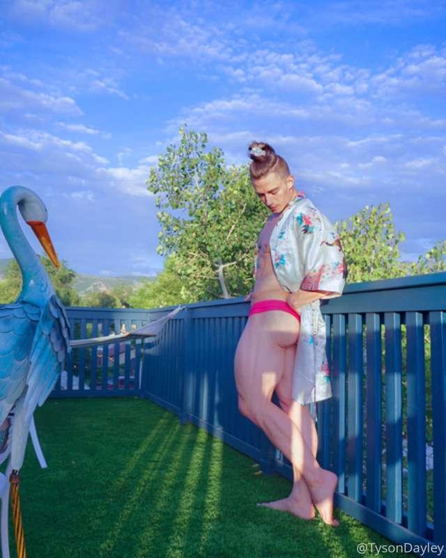 The unexpected audience made me a little nervous 🦢😅