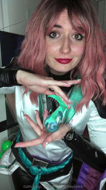 Your duty is not over, Daddy...🥵 cum back and play with your..