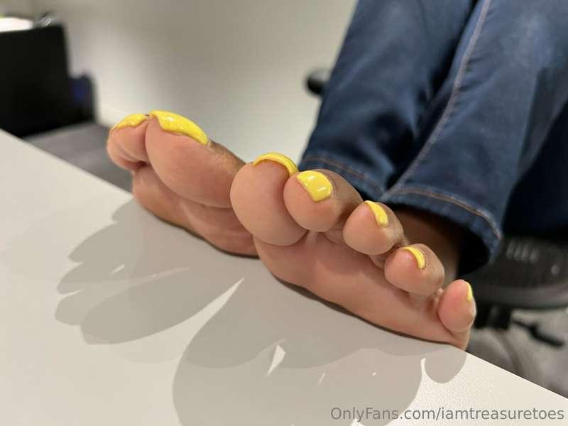 iamtreasuretoes image #6