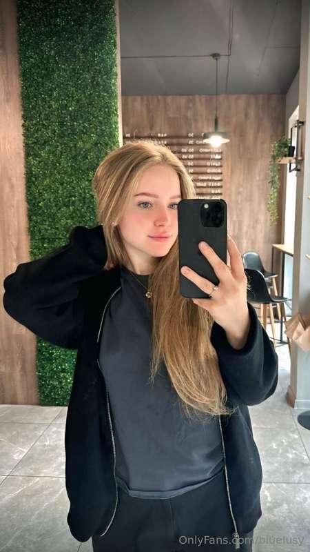 My friend is looking for her daddy @bunnybytee🙈💦 This naught..