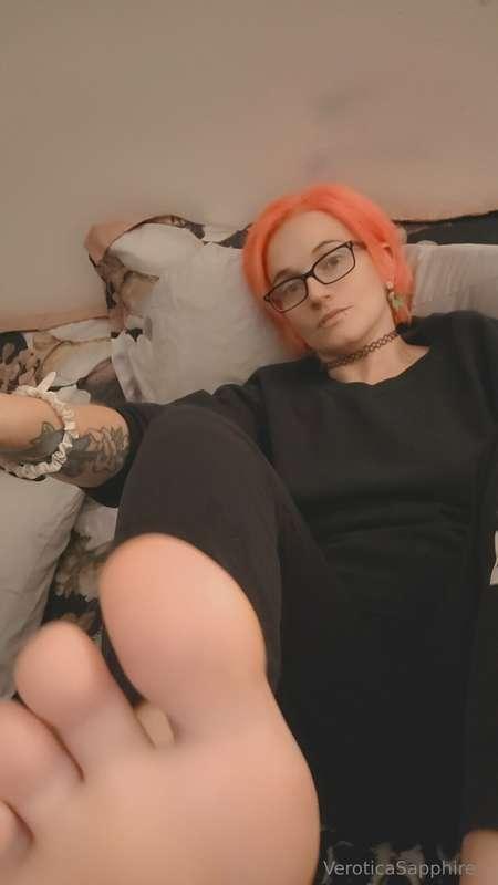 Happy Saturday, my loves 🥰😘👣