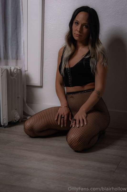 👉🏼If you swipe through these you will see my pretty pussy an..