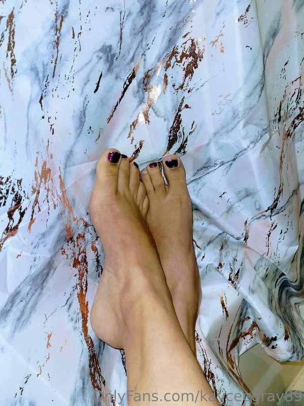 Obsessed with my new shower curtain 🥰