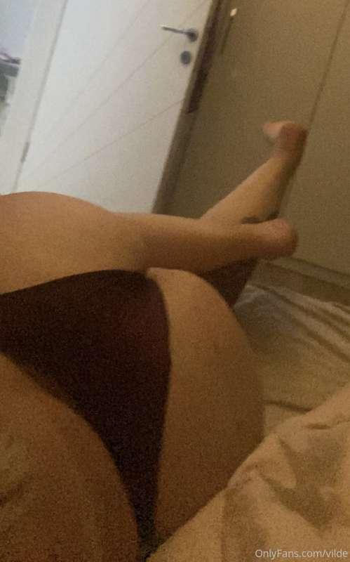 Put your ass in the air..