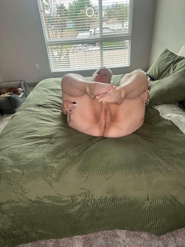 Busting it open for you baby 