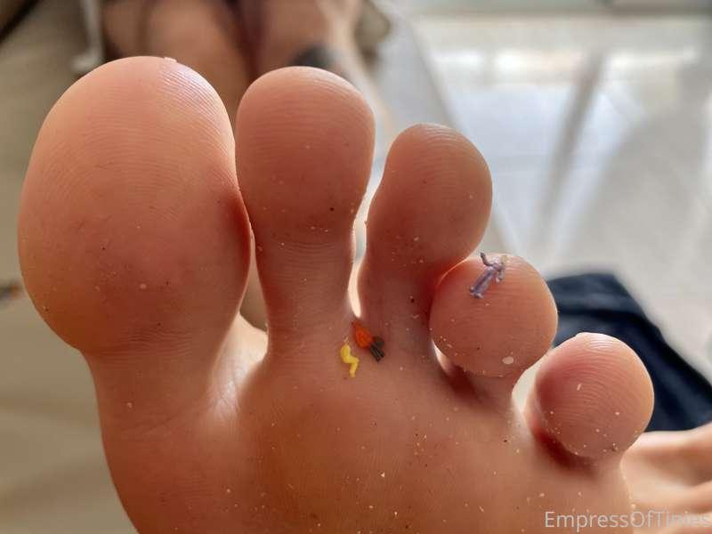 Waking up to a whole fiesta! Who invited so many? Why are th..