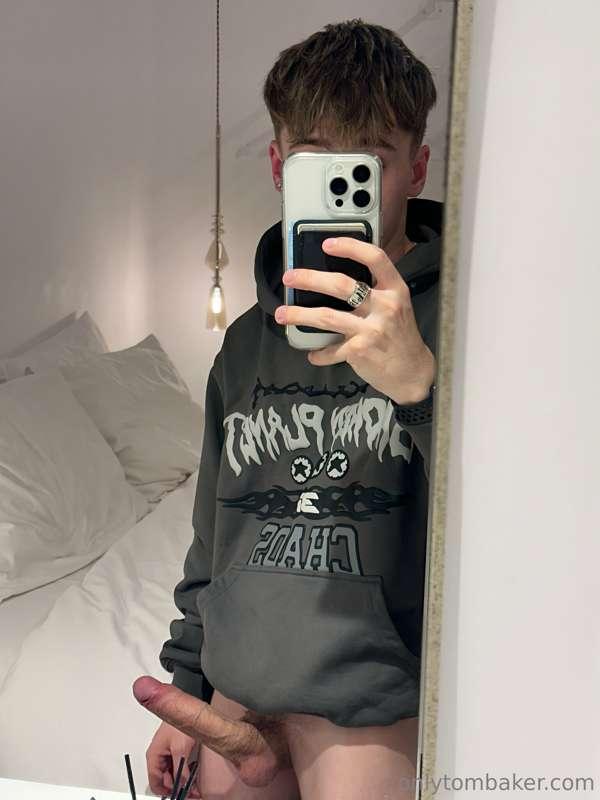 tombakerx main image