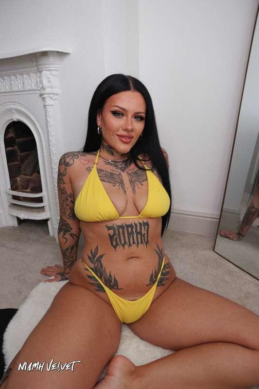 niamhvelvetvip image #0