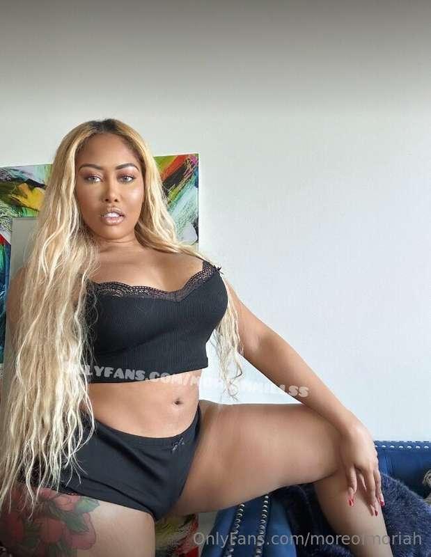 Babe, new content just dropped on my VIP page 💞🦋  Don't miss..