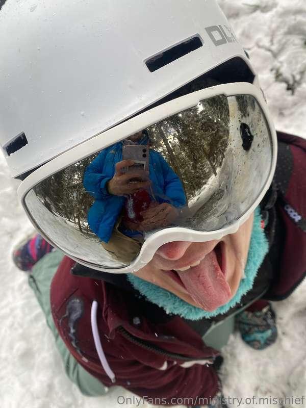 Lots of fun on the slopes last week 😜 watch the full video t..