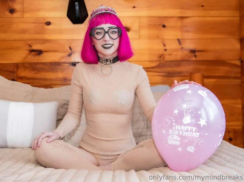 Would you come over to my birthday party if I invited you? 🎂