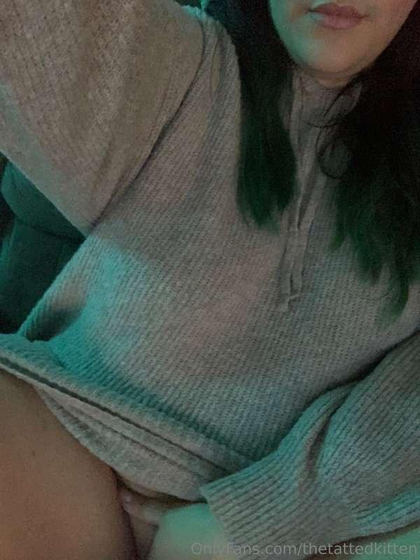 Do you wanna play peek-a-boo with my pussy?
