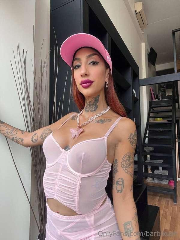 Hey babe! get a FREE GIFT 🎁🔥 with your subscription to my ON..