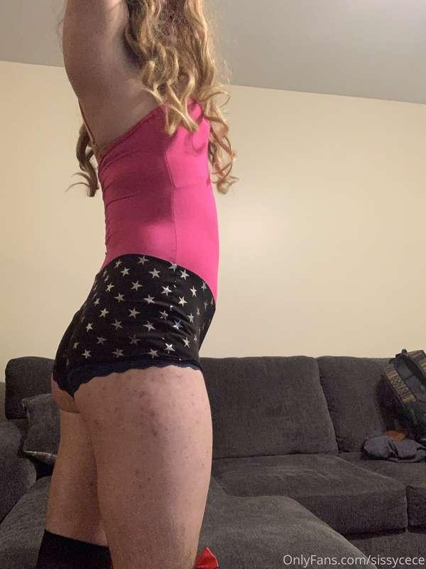 sissycece image #1