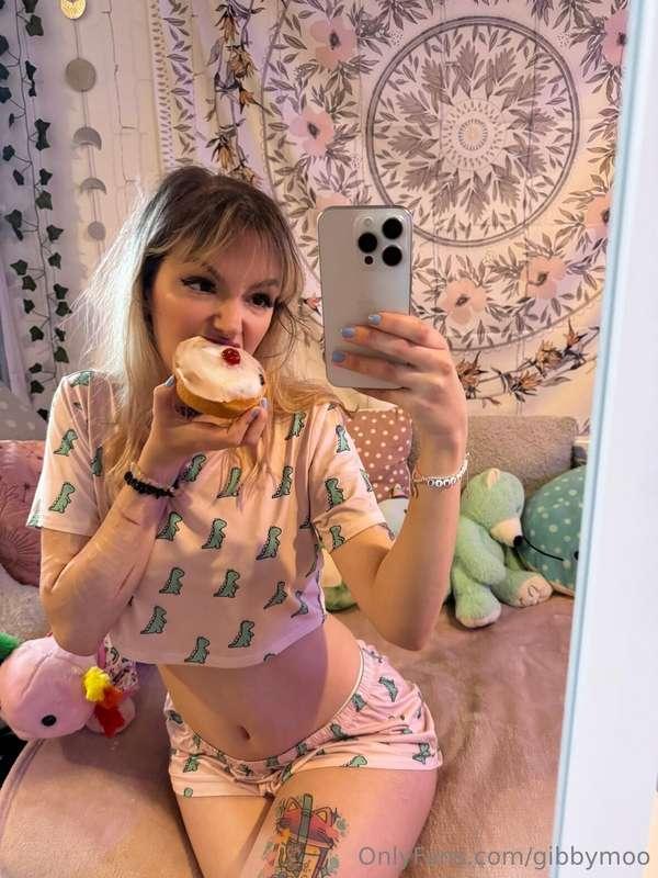 gibbymoo image #17