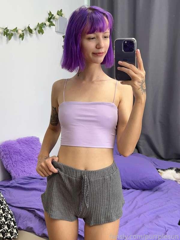 Homely and #lazy 🤓

#cutegirl #home #mirror #petite #skinny