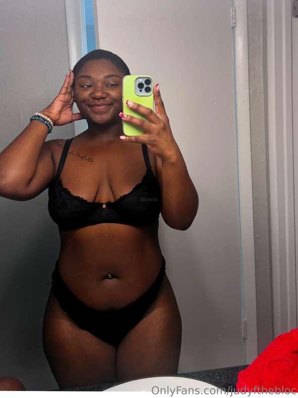 what’s under my lab clothes >>>> 