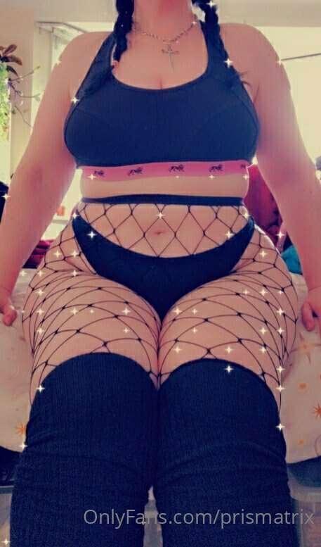 I am here to dispense thicc thighs and save some lives.