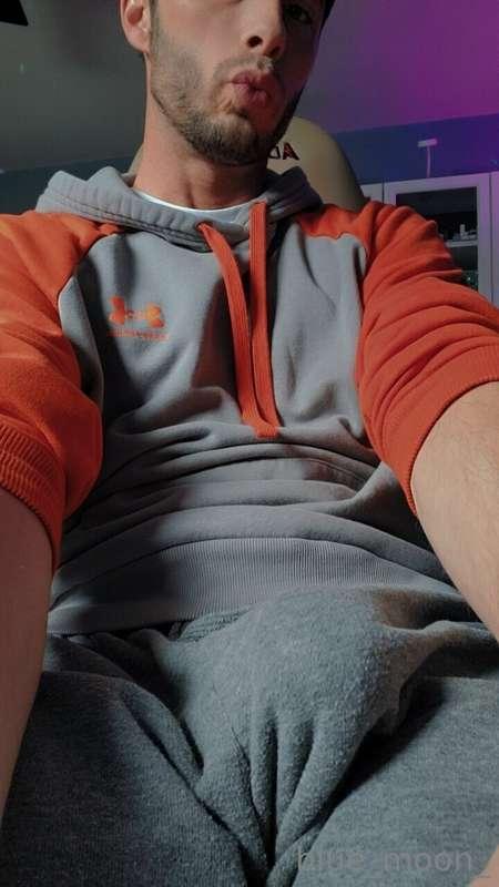 Tonight, I will be sending out a cumshot video to everybody ..