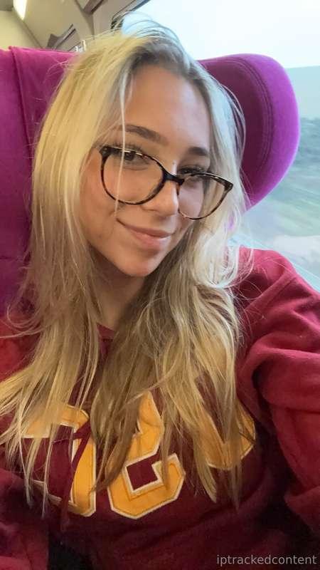 glasses or no glasses?