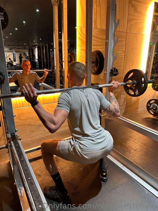 🥵 I think it's time for that ass to take some cock again, wh..