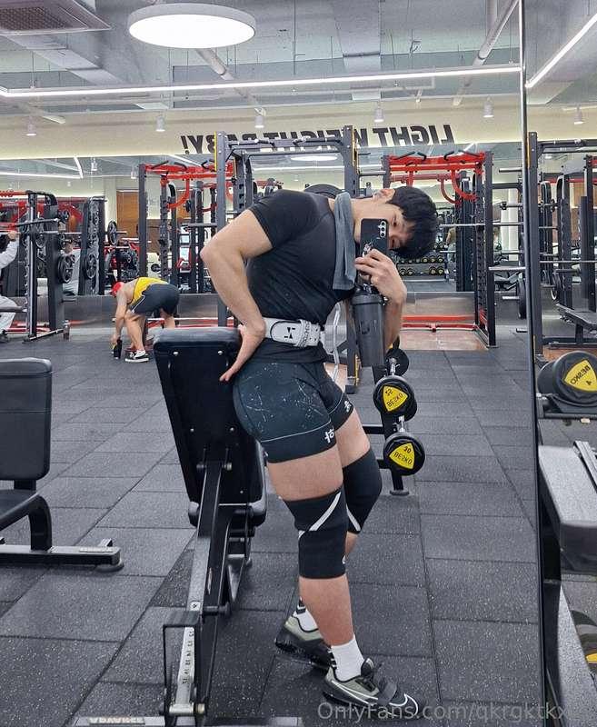 집에 있다보면 가끔 그냥 삘이 올때가 있지 다들? 나만 그런건 아니지? 아무튼마침 그래서 바로 카메라 켜봤는..