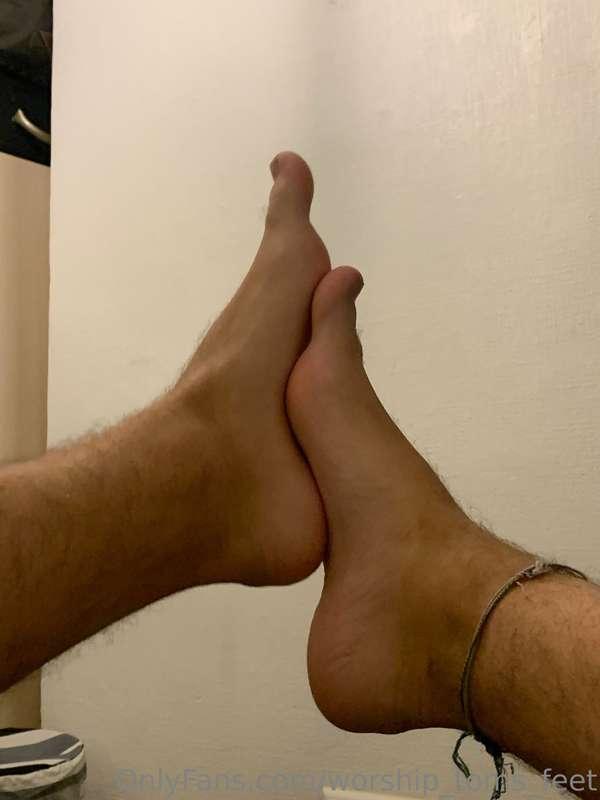 Been travelling the last few days, wore the same socks for 2..