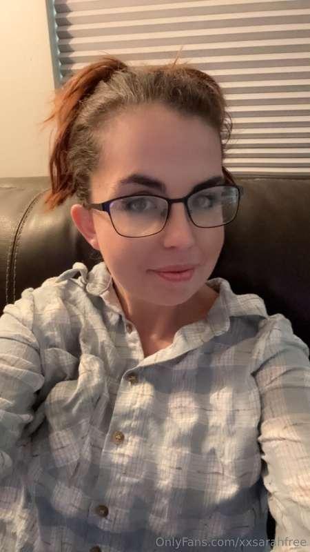 Would you wife me 💍 or have me as your side chick 💅👿