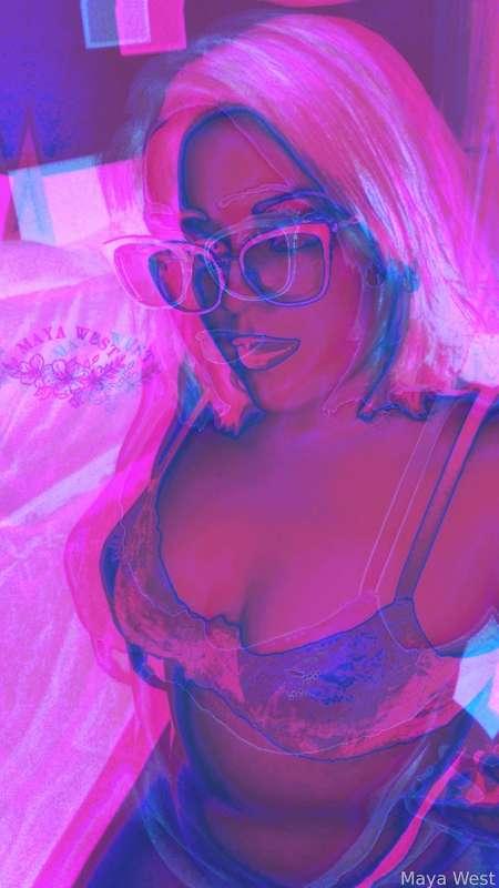 come on Barbie- let's go party 


#bbw #glitch #sfw  #alt