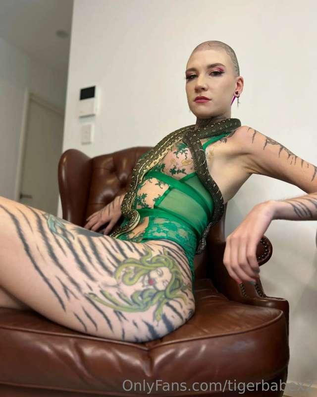 My VIP OF is currently 50% off! You don't wanna miss out x t..