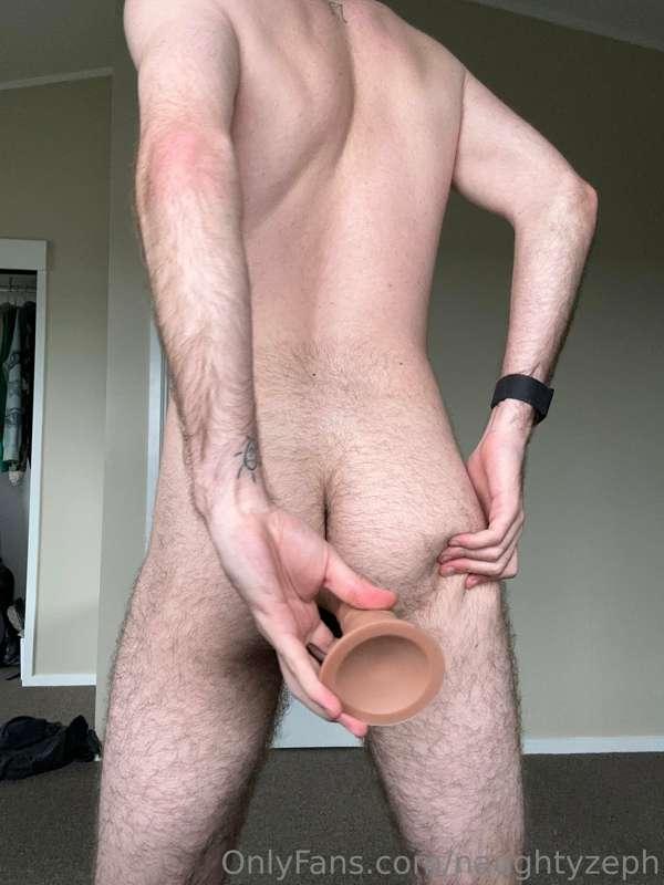 I’m finally home. You know what that means? Daily content is..