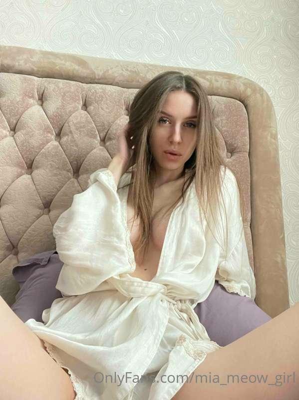 Hello my sweet boys 🌞😘
A hard and working week has passed, I..