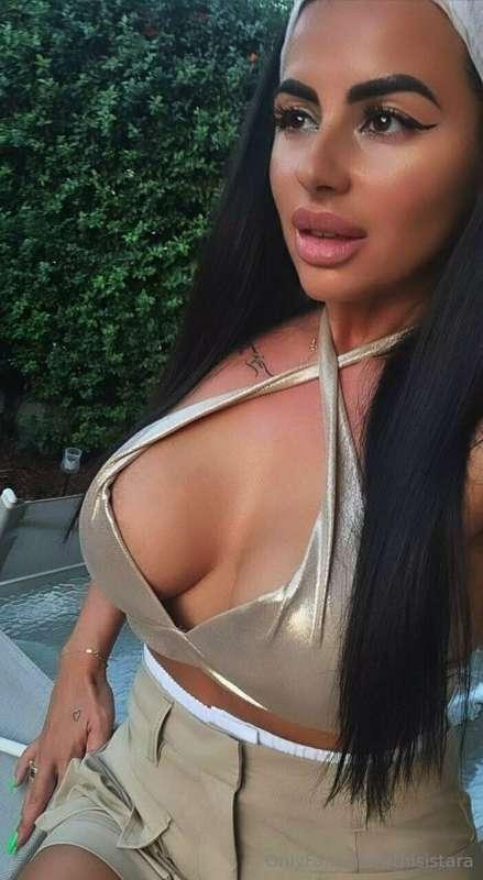 I hope you think about me while you’re at work.🙈😉