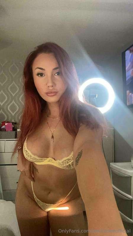 Tamzin is hot! See her naked here 👇👇 FREE 👇👇 https://onlyfan..