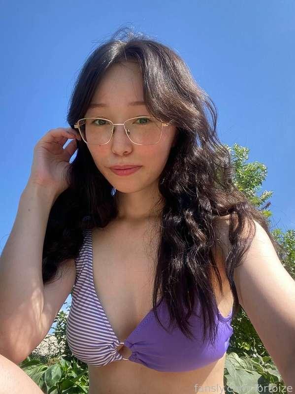 Do you think my breasts will bounce sexy when I'm on top of you?😈😘


#chinese #korean #asian #teen #japanese #swimsuit #girlfriend #sexy #boobs #erotic 
