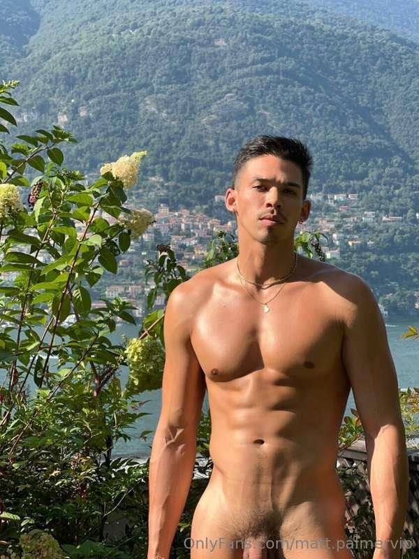Who wants to taste my cock? 🌞