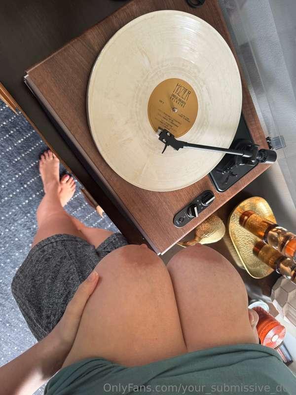 any vinyl recommendations? you have to share after i whipped..