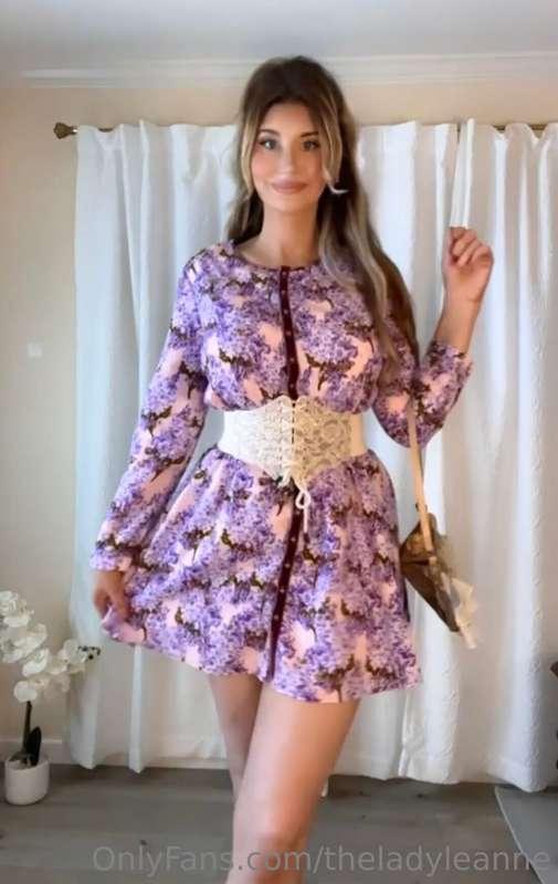 I always end up looking so pretty. Especially that this dres..