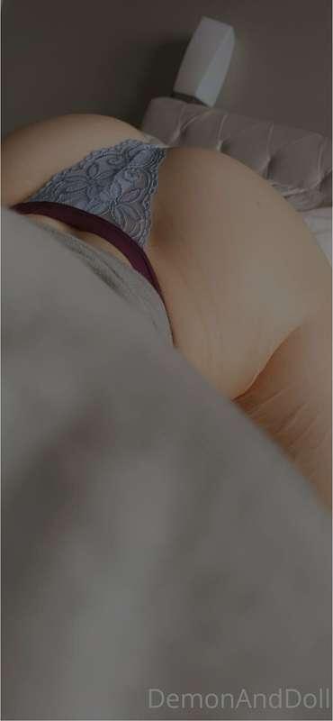 Is my booty big enough for doggy? 🥺
