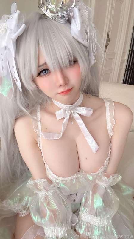 iamdorasnow image #0