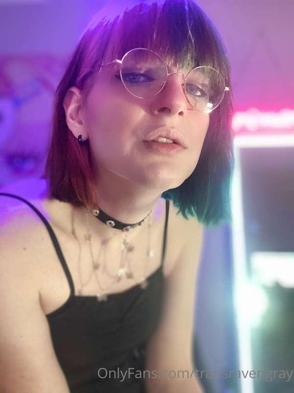 transravengray image #0