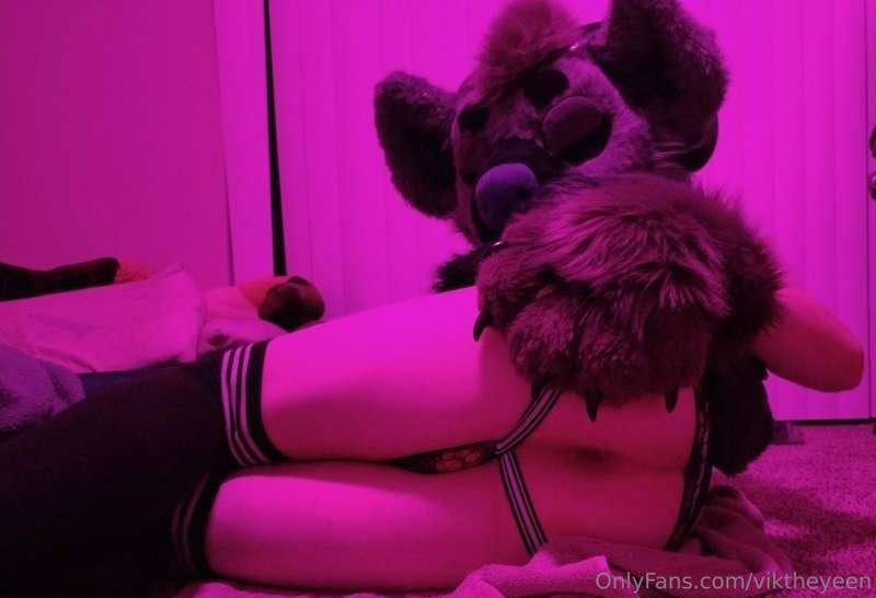 viktheyeen image #8
