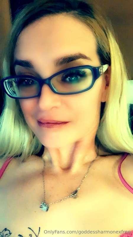 I’m so hot, even my glasses steam up when I wear them.
