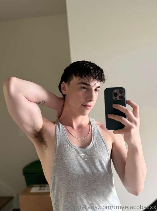 Hope you guys are having a good week! 💪🏼 I’ve been in the gy..
