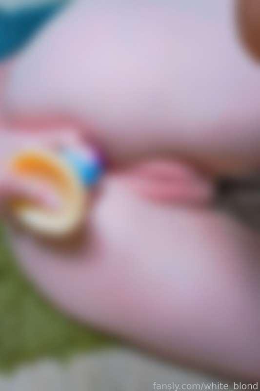 white_blond image #0