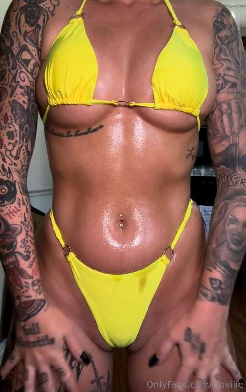 Sending out this oily video tonight 😈💦💧