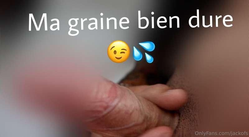 J'ai décidé de ***me masturber*** avec vous🥵😮‍💨 et j'ai eu a..