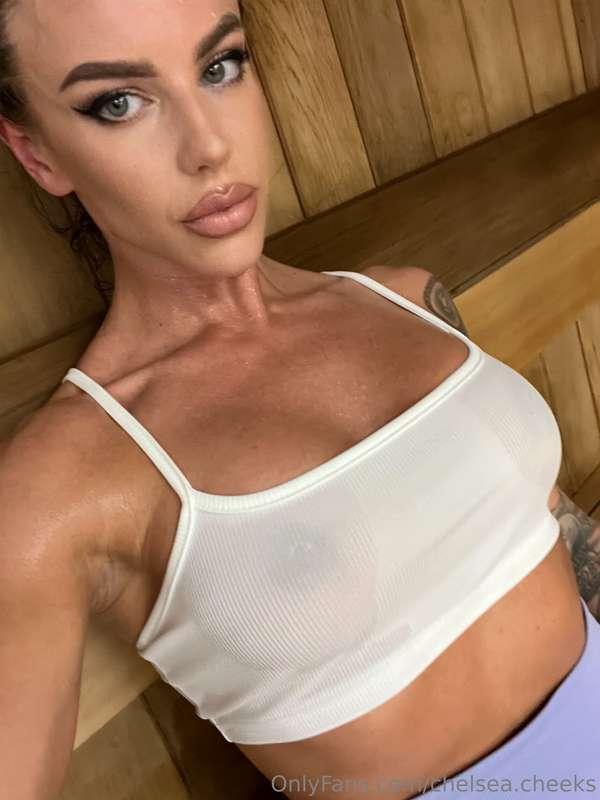 chelsea.cheeks image #2